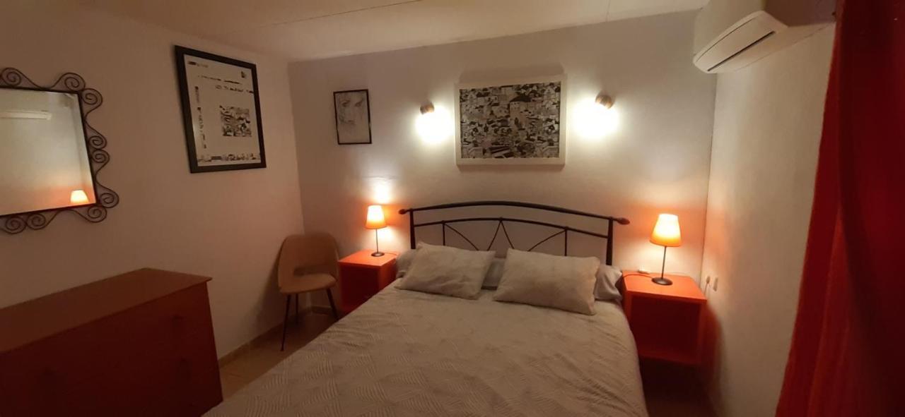 Appartement & Spa - Panoramic Olivars Pau Ngoại thất bức ảnh